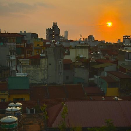 Fortuna Homestay ハノイ市 エクステリア 写真