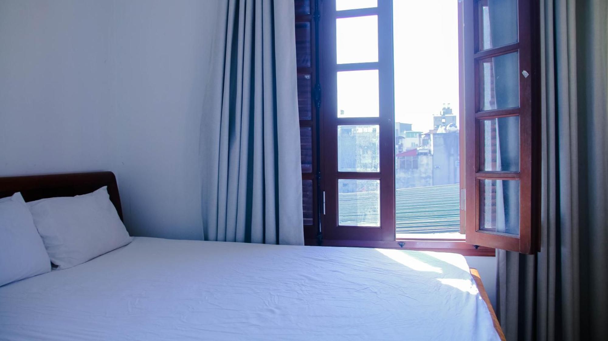 Fortuna Homestay ハノイ市 エクステリア 写真