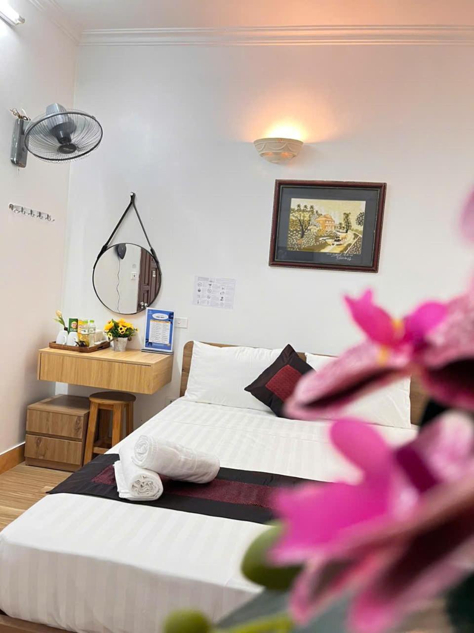 Fortuna Homestay ハノイ市 エクステリア 写真
