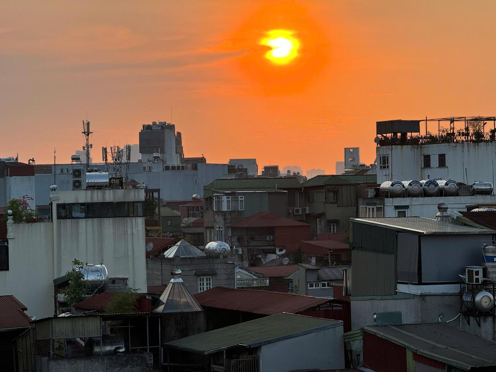Fortuna Homestay ハノイ市 エクステリア 写真